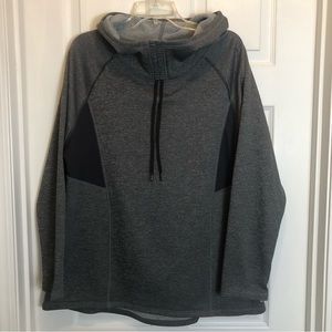 Champion Hoodie with Gathering at Neck with Drawstring  Size XXL
